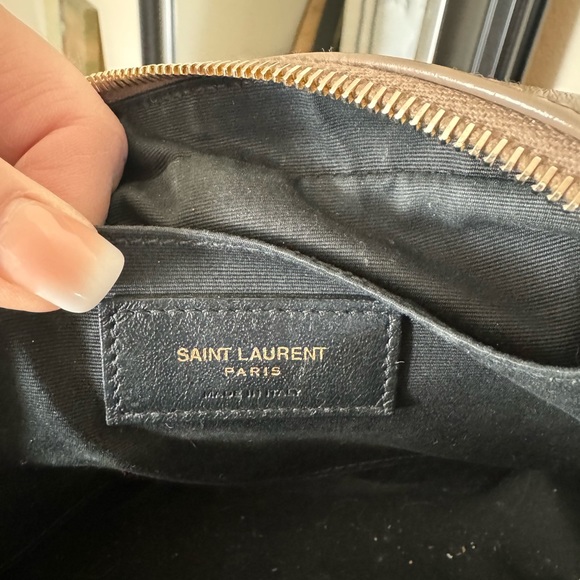 YSL — crossbody purse IN QUILTED LEATHER - Picture 7 of 9